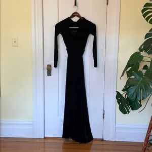Vintage Dona Karan Black Velvet Gown - stunning
